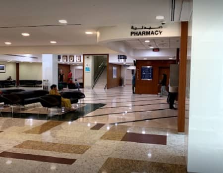 Hospital Zulekha, Dubai - Saguão